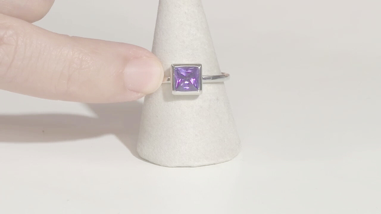 Video Anello in oro con Kunzite Patroke