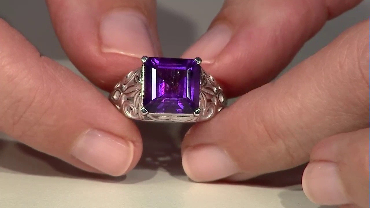 Video Zambian Amethyst Silver Ring