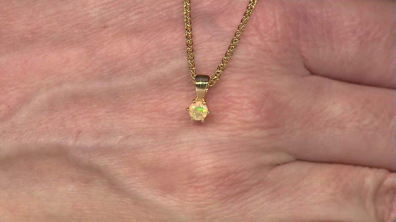 Video Welo Opal Silver Pendant