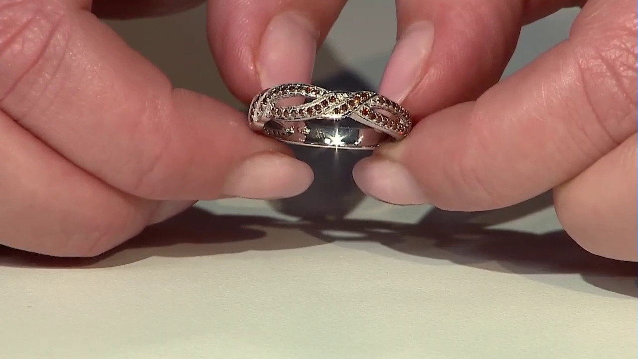 Video Zilveren ring met Fancy diamanten