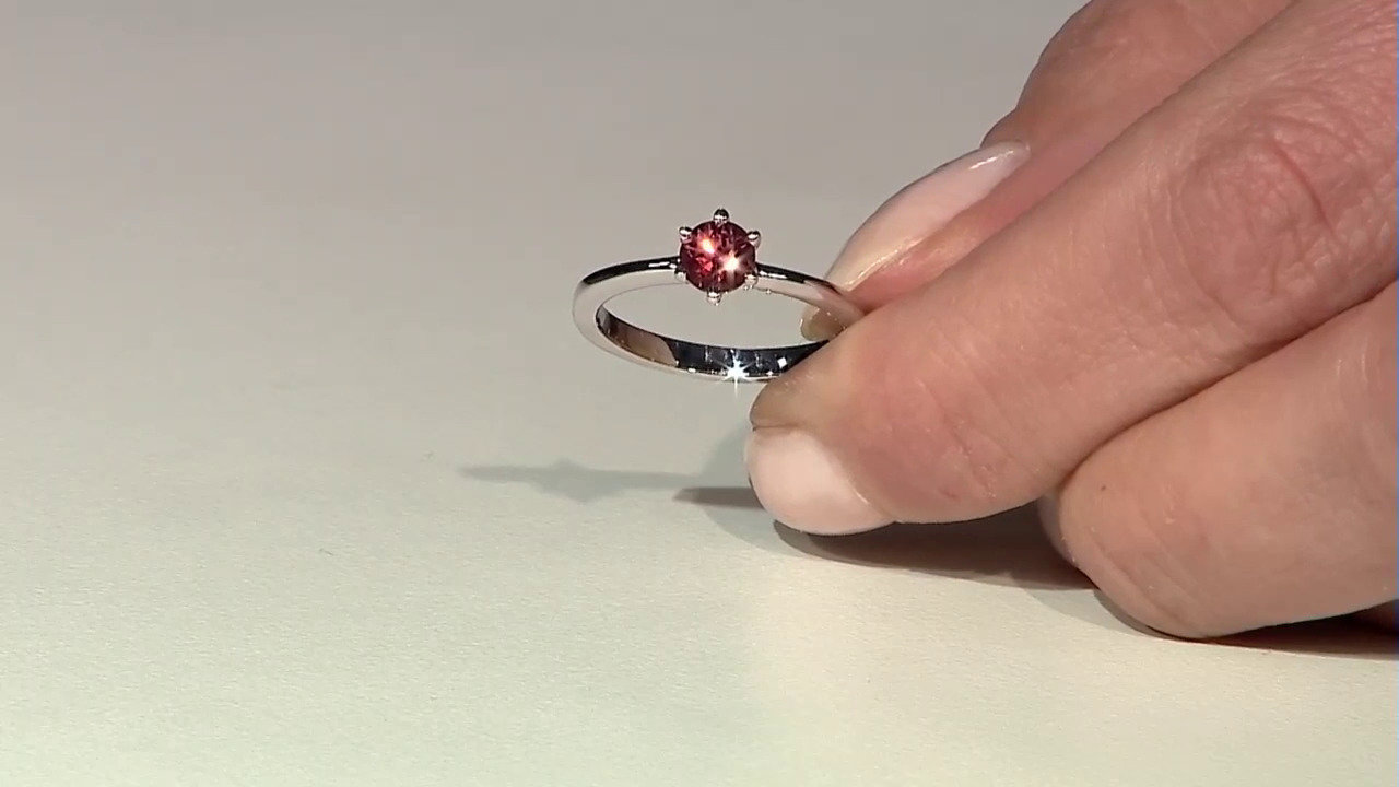 Video Zilveren ring met een roze zirkoon