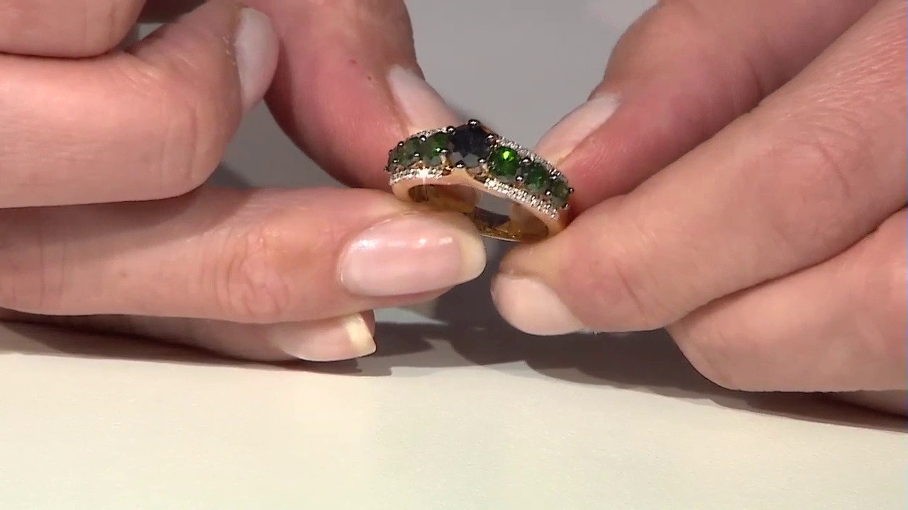 Video 14K Green Diamond Gold Ring