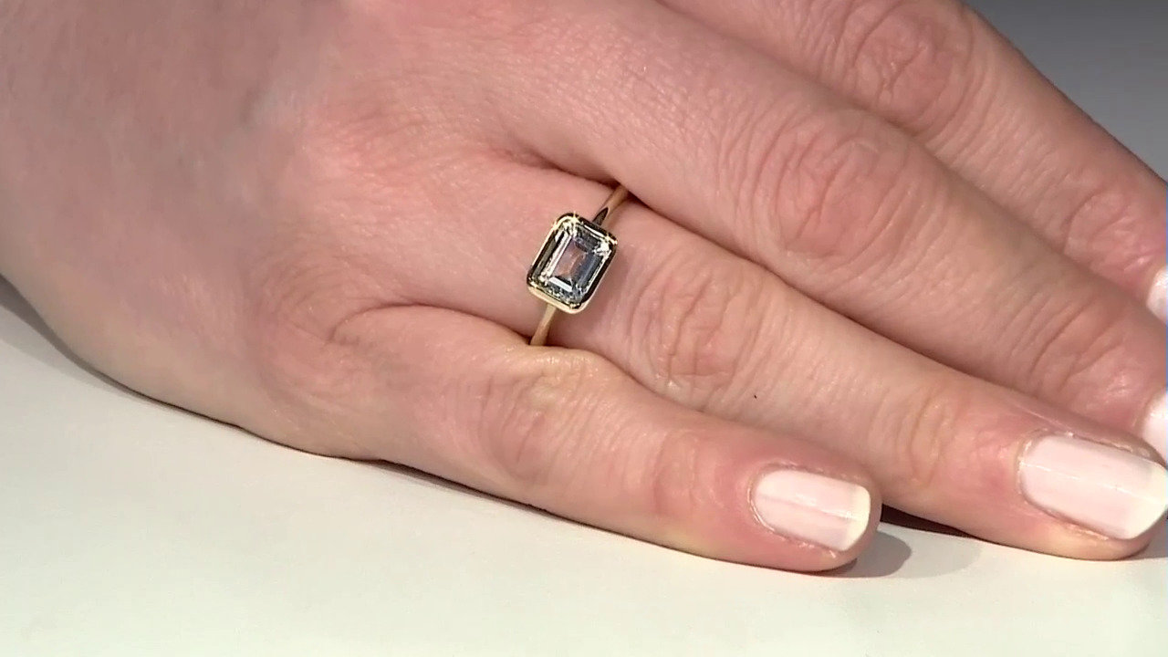 Video Zilveren ring met een witte topaas (MONOSONO COLLECTION)