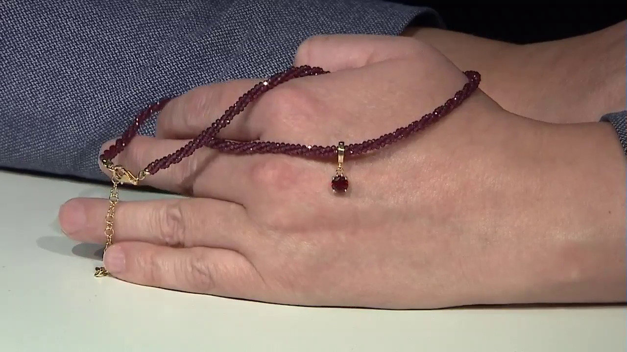 Video Indian Garnet Silver Necklace