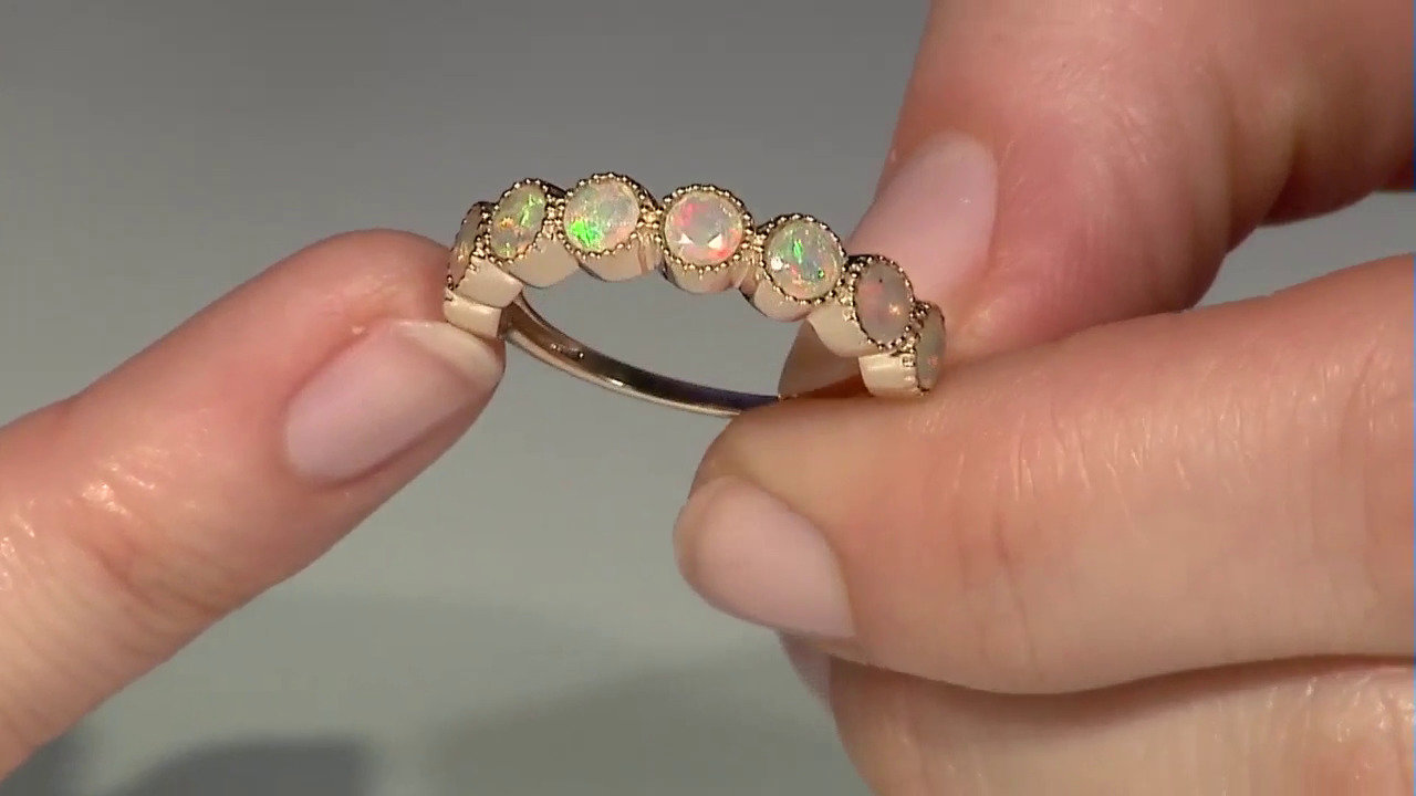 Video Gouden ring met Welo-opalen