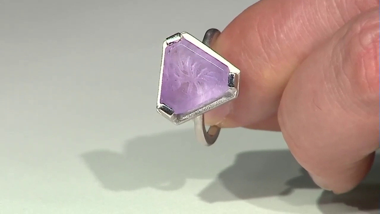 Video Zilveren ring met een lavendel amethist (MONOSONO COLLECTION)