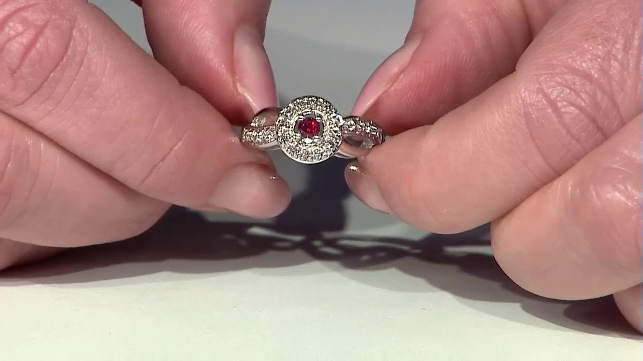 Video Brazilian Rhodolite Silver Ring