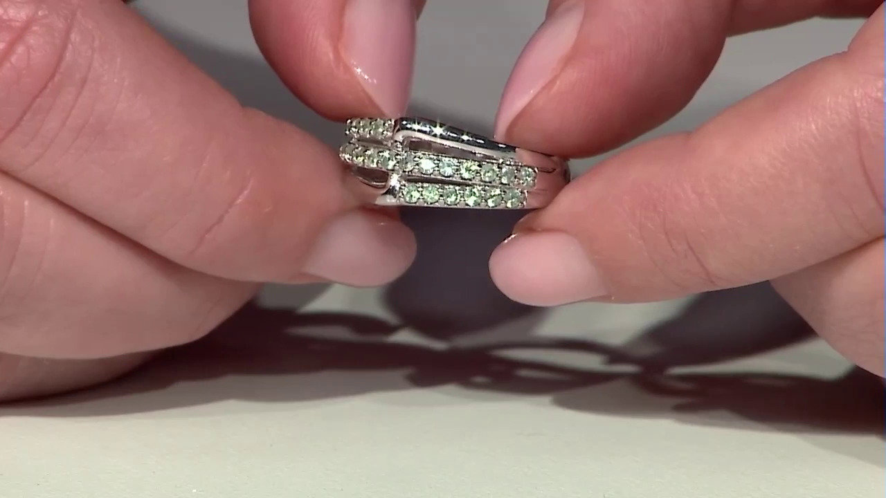 Video Zilveren ring met alexandrieten