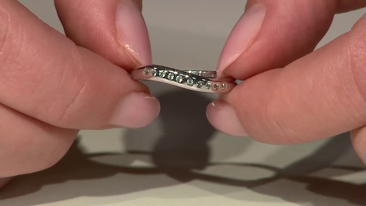 Video Zilveren ring met alexandrieten