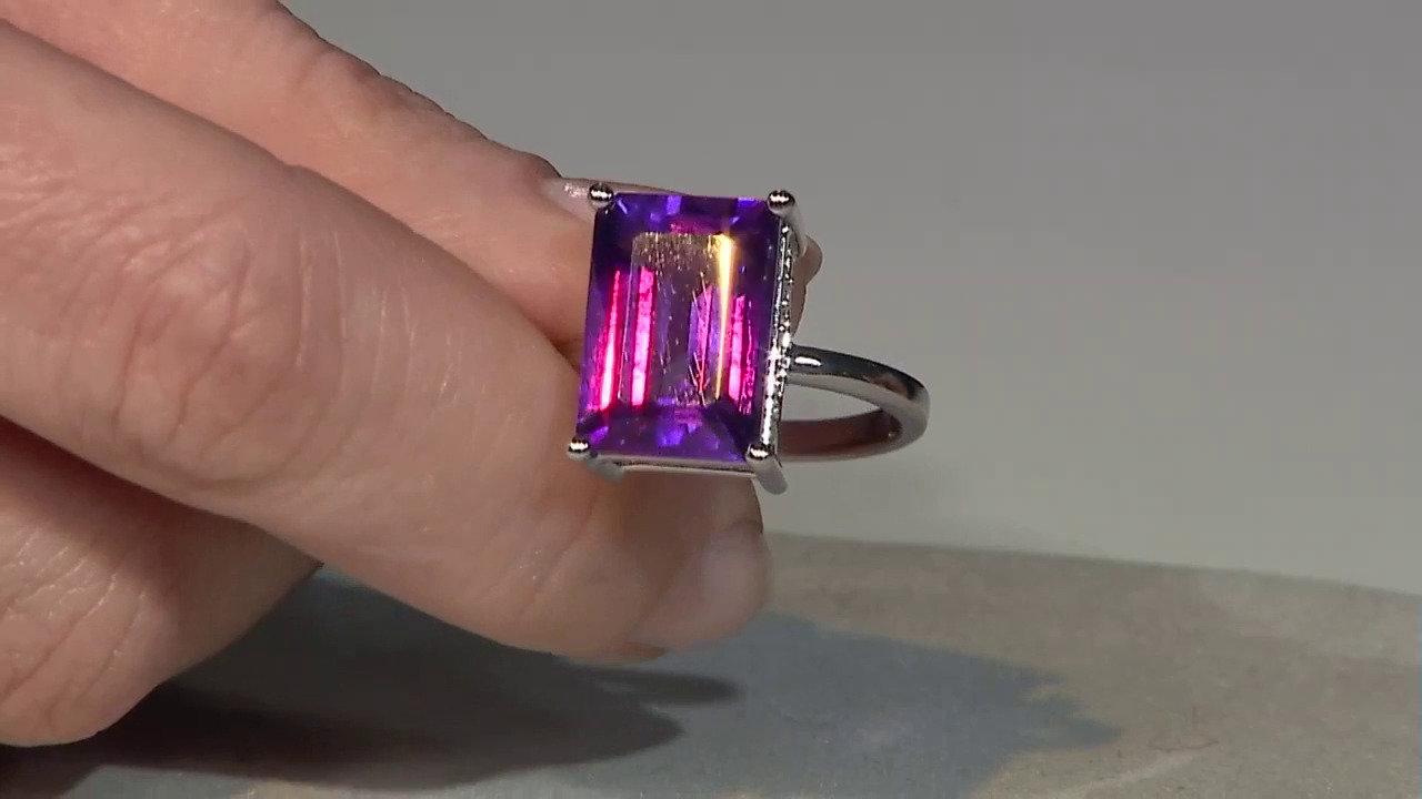 Video Zambian Amethyst Silver Ring