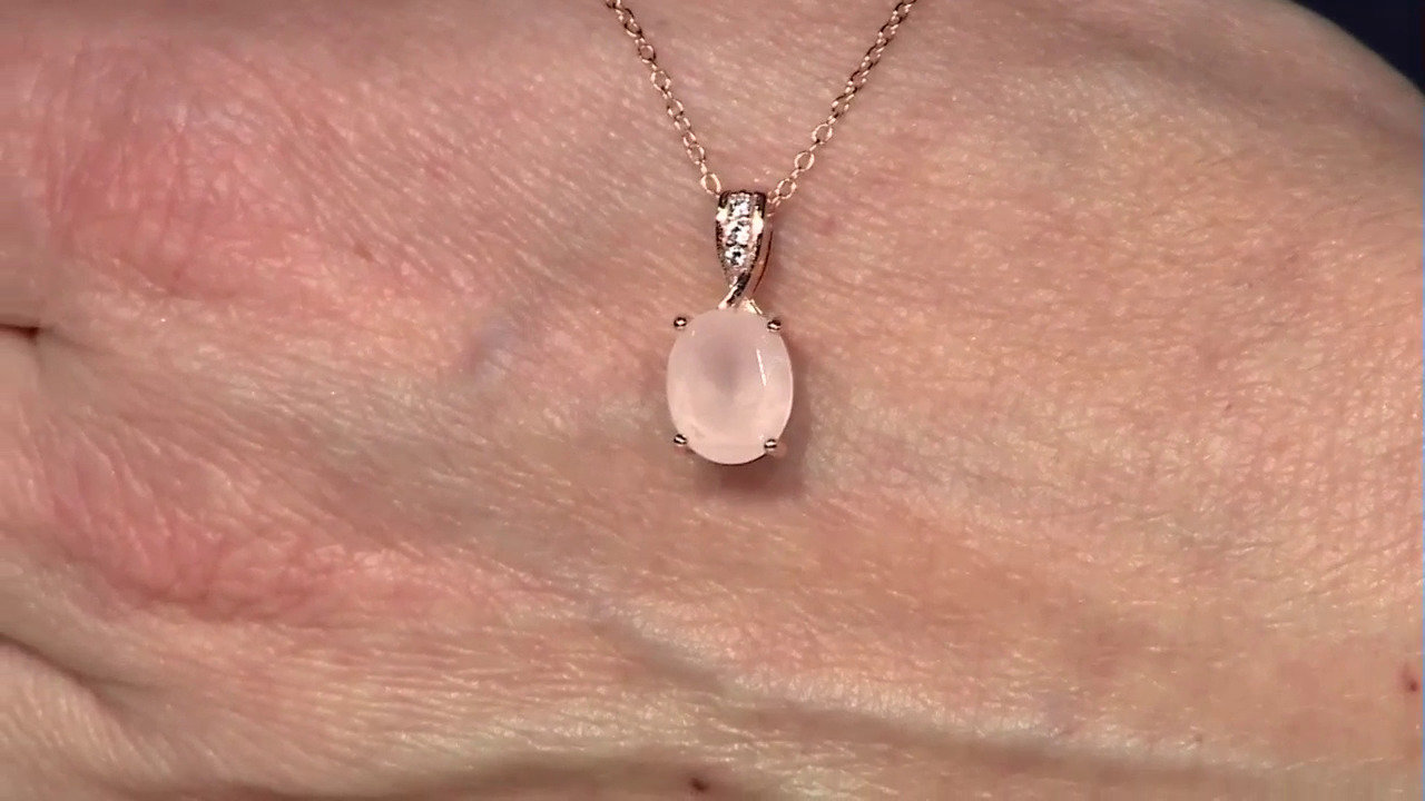 Video Rose Quartz Silver Necklace