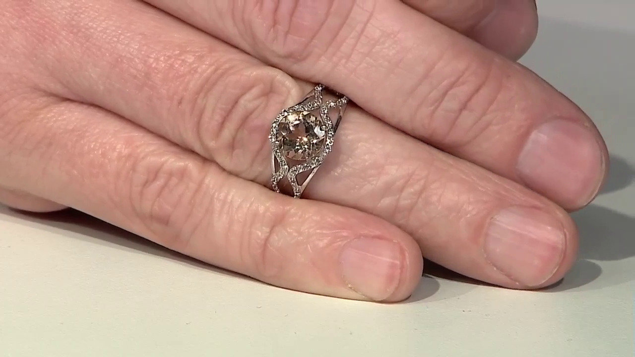 Video Zilveren ring met een champagne kwarts