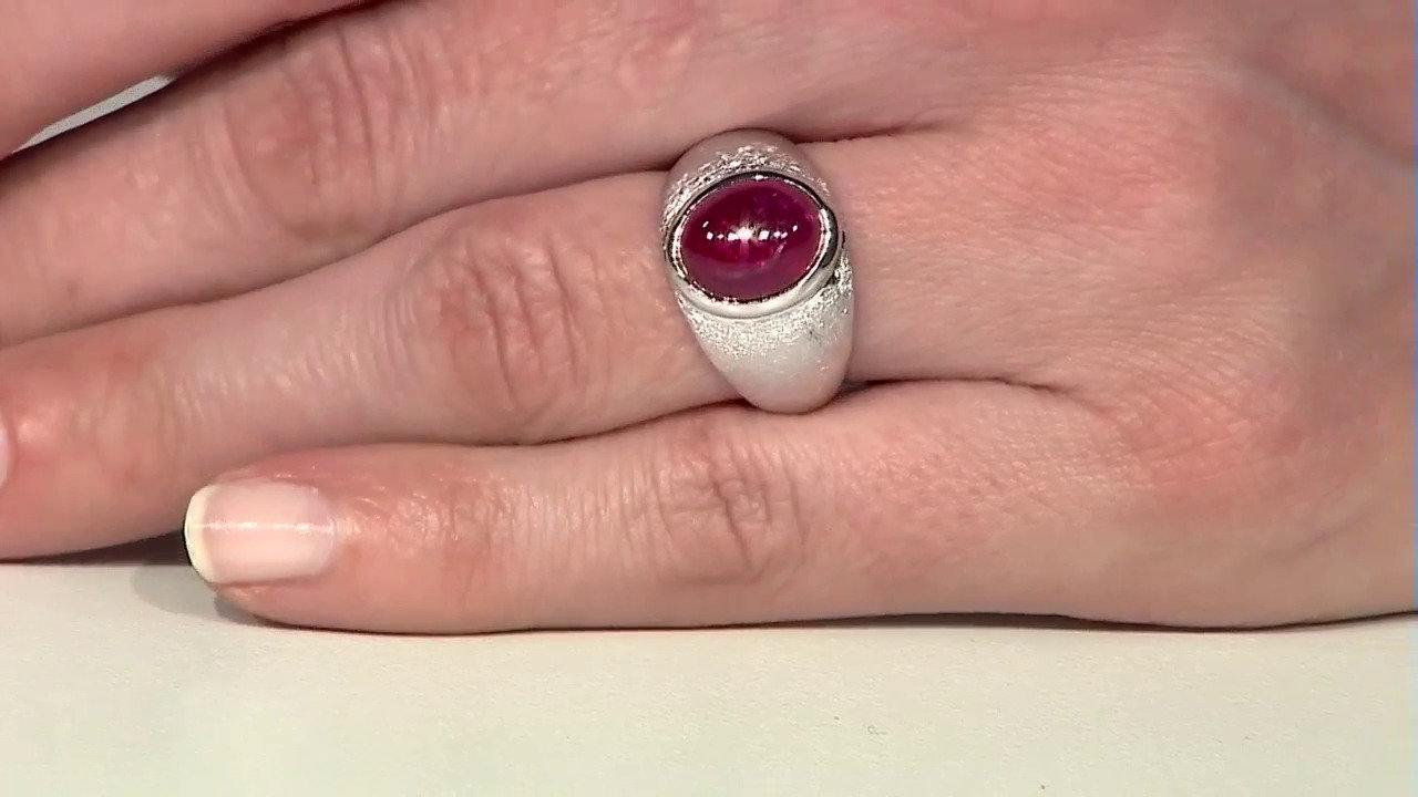 Video Madagascar Ruby Silver Ring