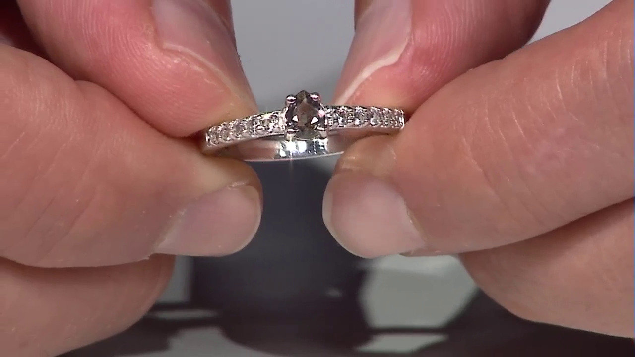 Video Zilveren ring met een Kleurwissel Saffier