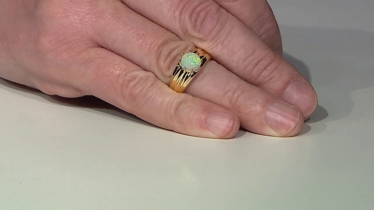 Video Zilveren ring met een AAA Welo-opaal (de Melo)