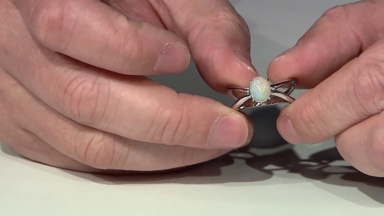 Video Welo Opal Silver Ring