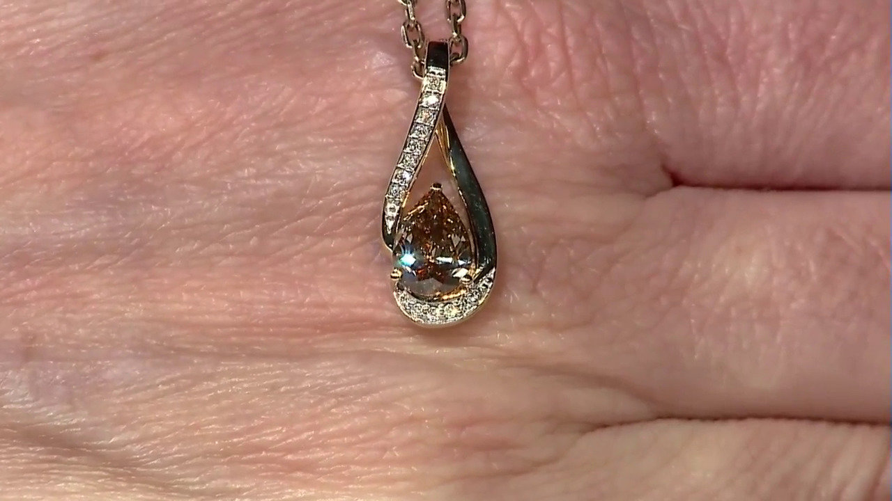 Video 18K SI1 Argyle Brown Diamond Gold Pendant (Mark Tremonti)