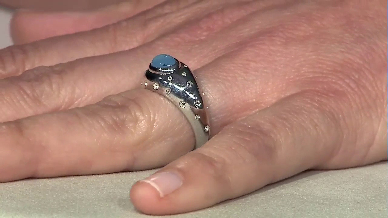 Video Blue Chalcedony Silver Ring