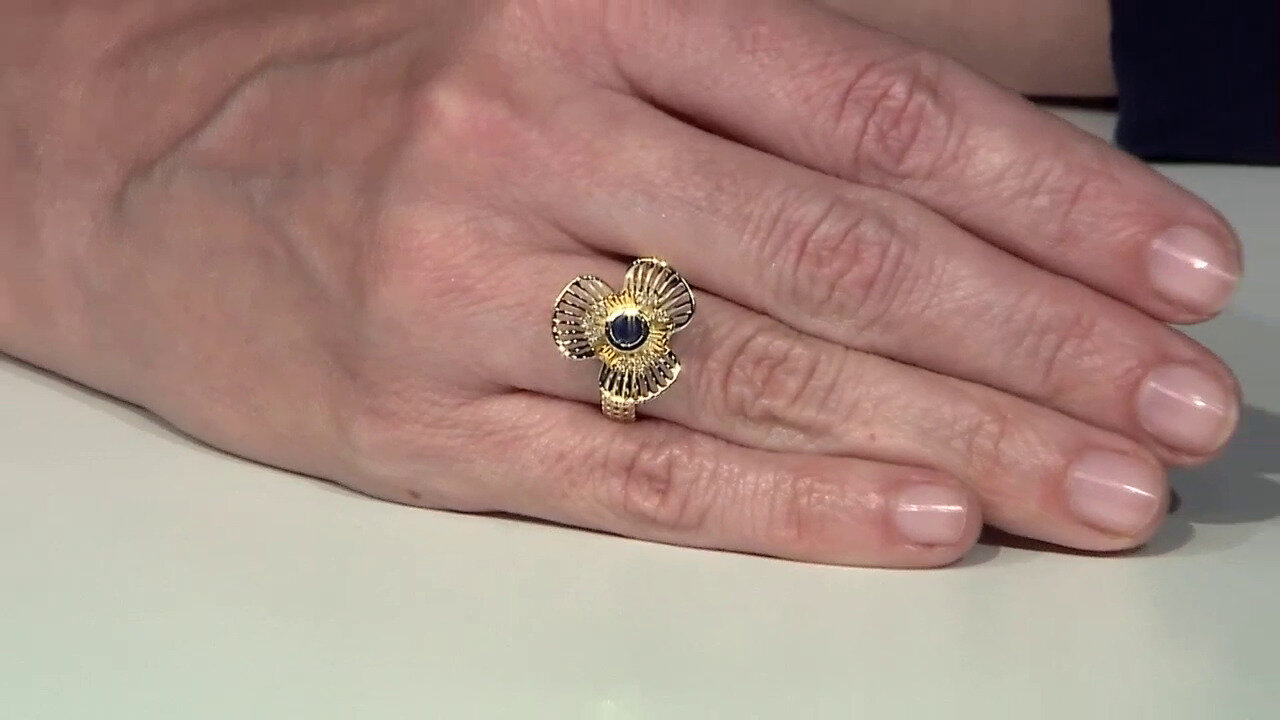 Video 9K Blue Sapphire Gold Ring (Ornaments by de Melo)