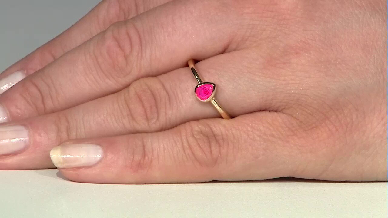 Video Zilveren ring met een Roze Ethopische Opaal