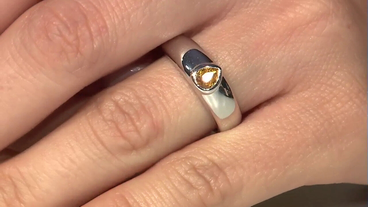 Video Zilveren ring met een gele saffier