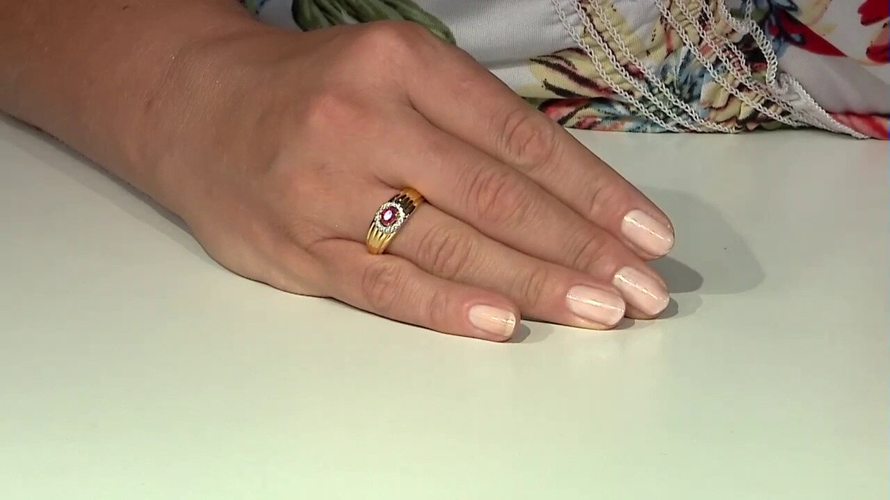 Video Zilveren ring met een Madagaskar Robijn