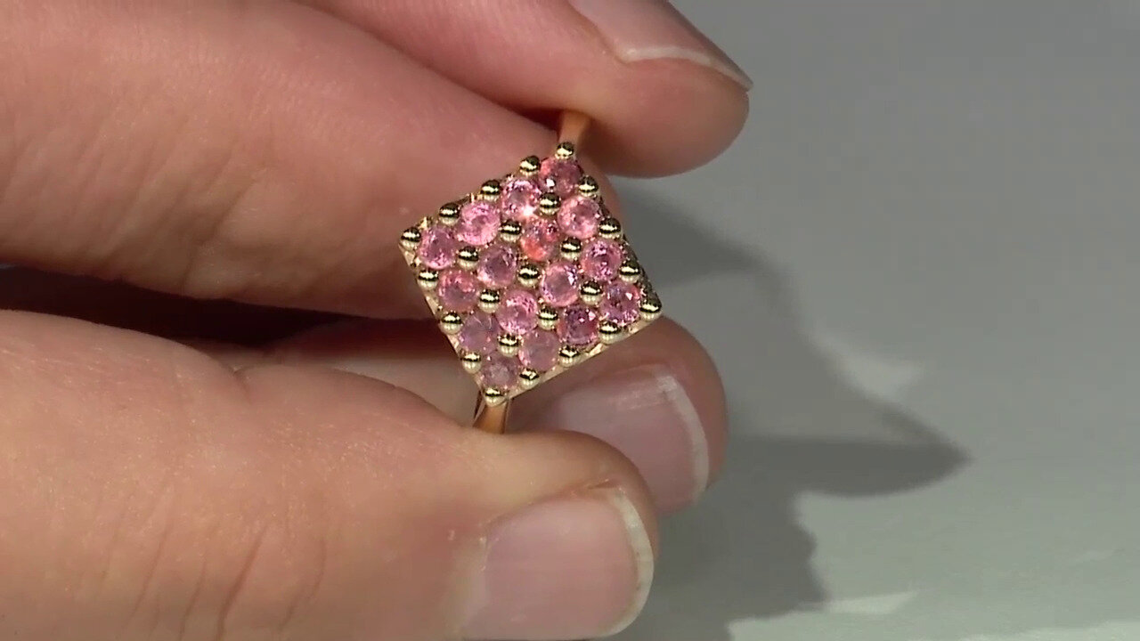 Video 18K Unheated Padparadscha Sapphire Gold Ring (AMAYANI)