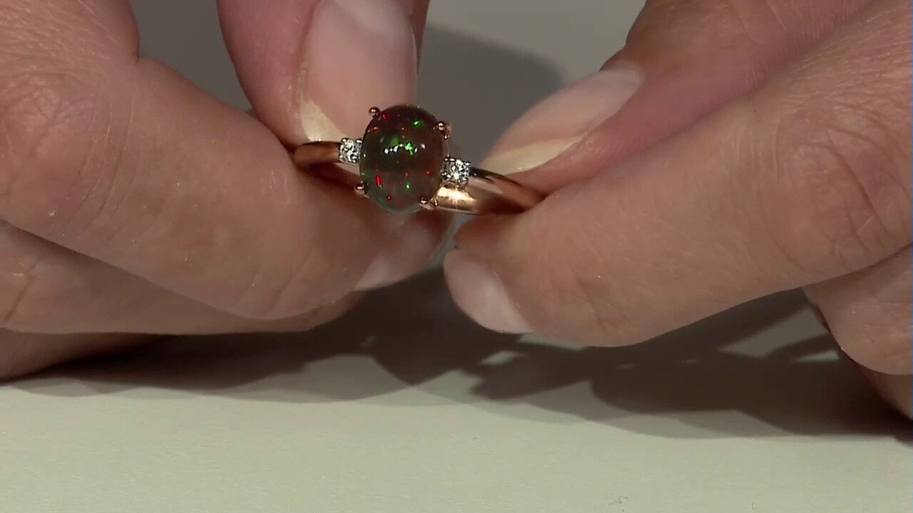 Video Anello in oro con Opale Mezezo (Adela Gold)