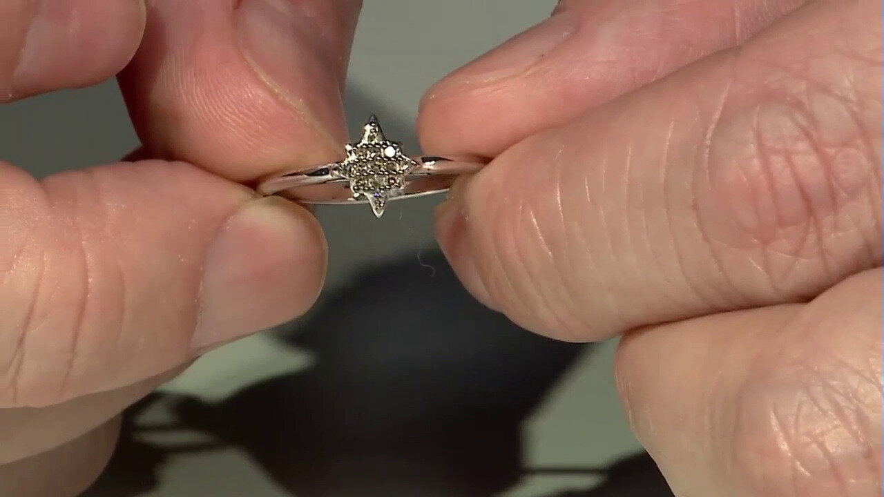 Video Zilveren ring met SI1 Champagne Diamanten