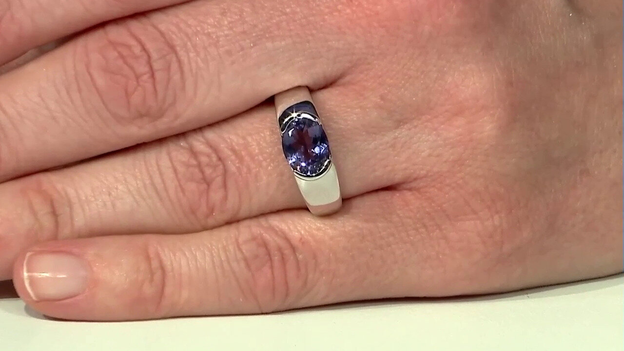 Video Zilveren ring met een bosbes kwarts