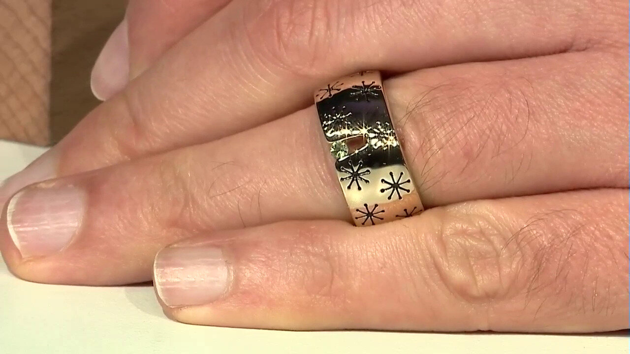 Video Zilveren ring met een groene saffier (TPC)