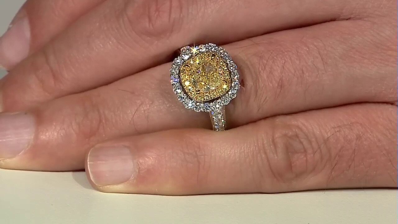 Video Gelber SI2 Diamant-Goldring (CIRARI)