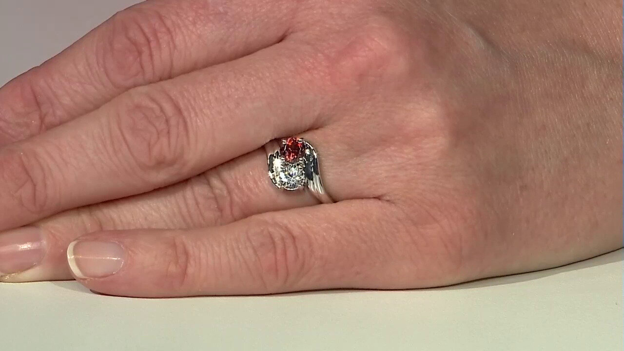 Video Zilveren ring met een roze zirkoon