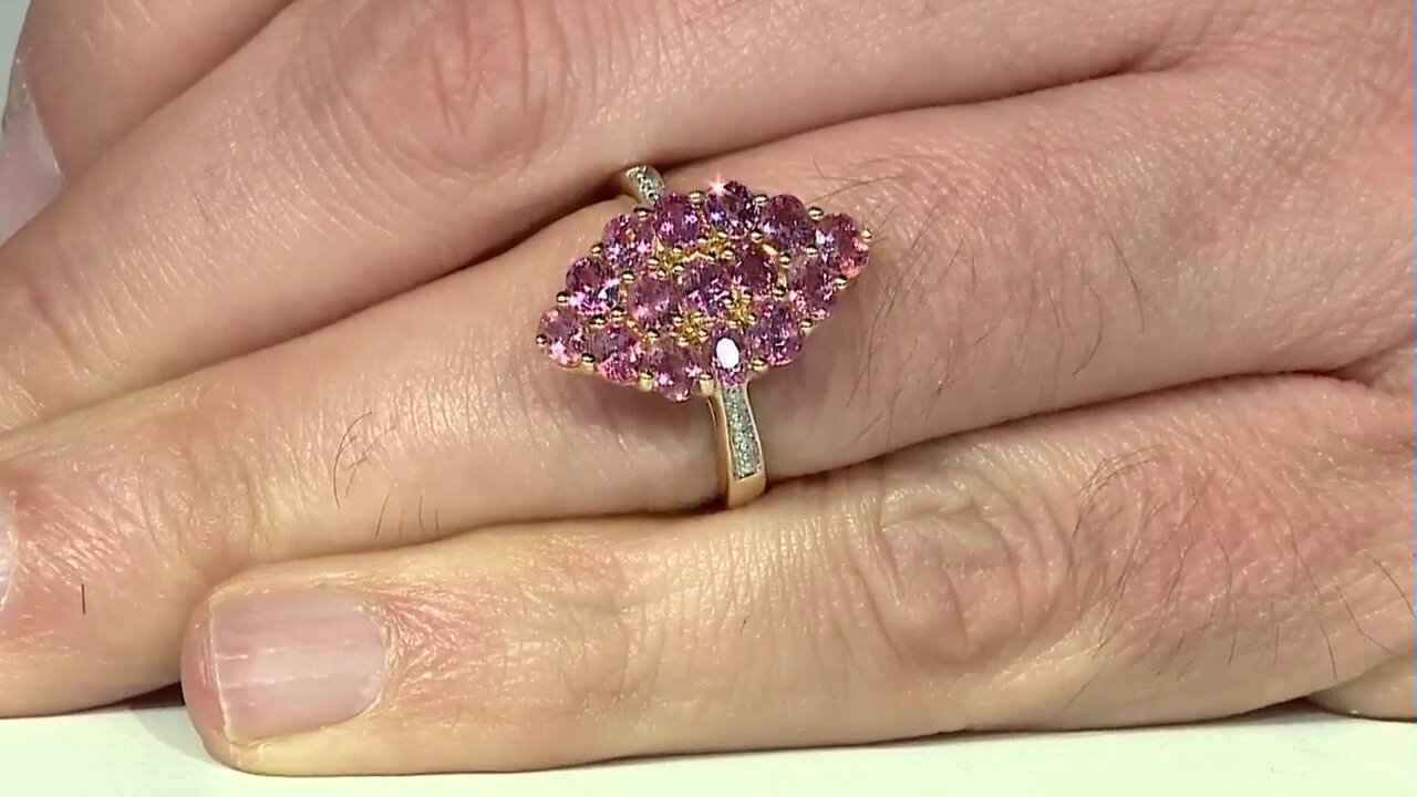 Video 18K Unheated Padparadscha Sapphire Gold Ring (AMAYANI)