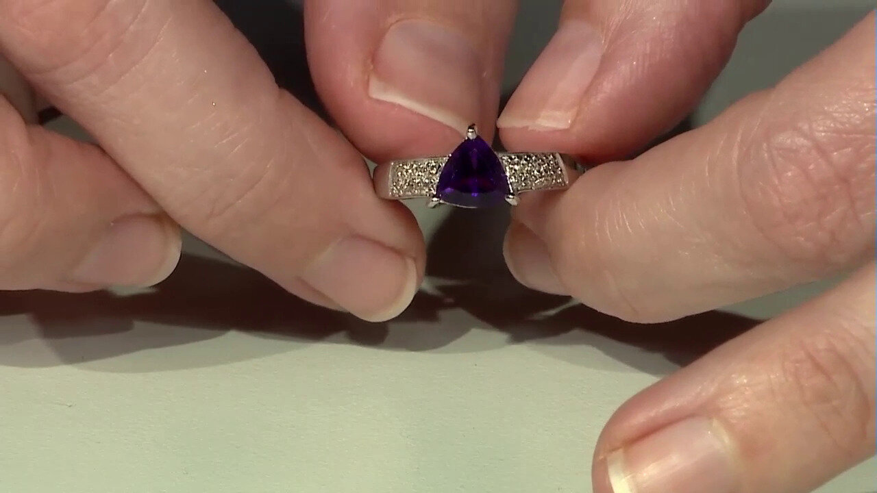 Video Zambian Amethyst Silver Ring