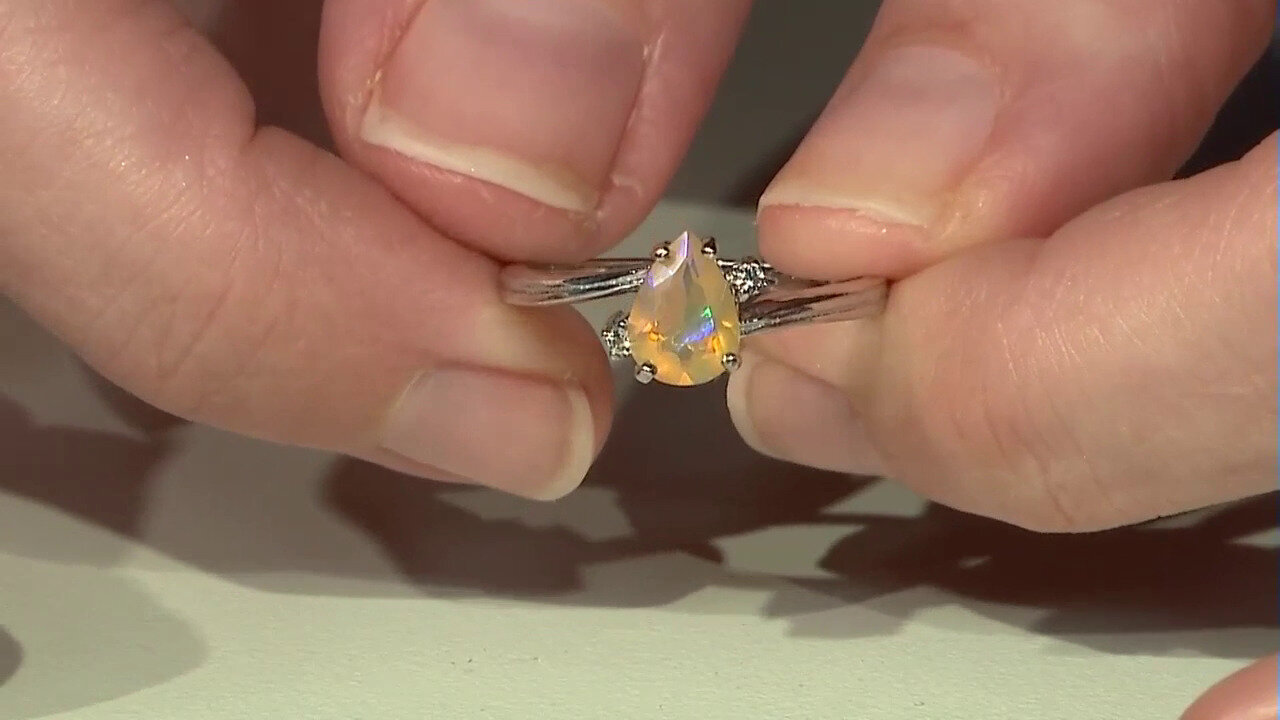 Video Welo Opal Silver Ring