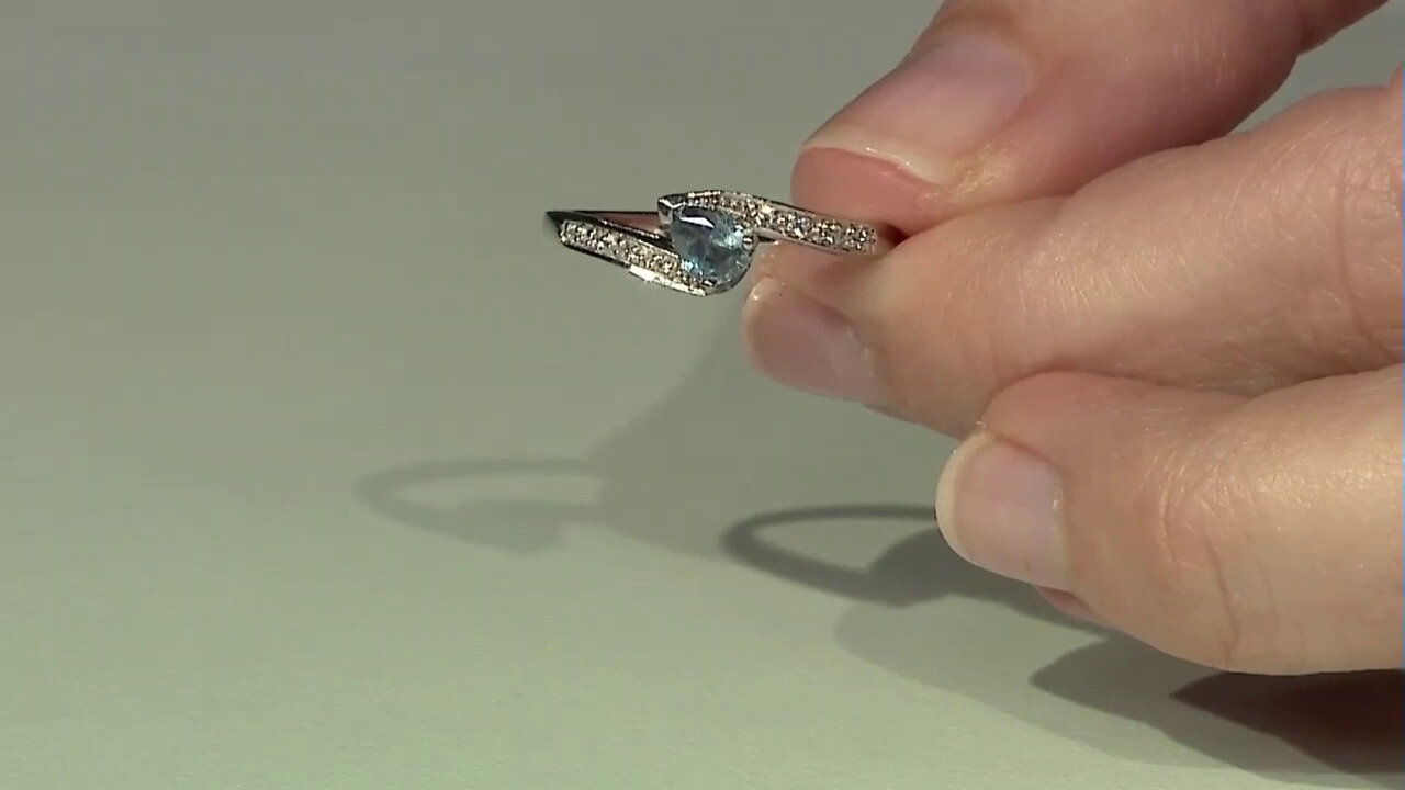 Video Tanzanian Sapphire Silver Ring