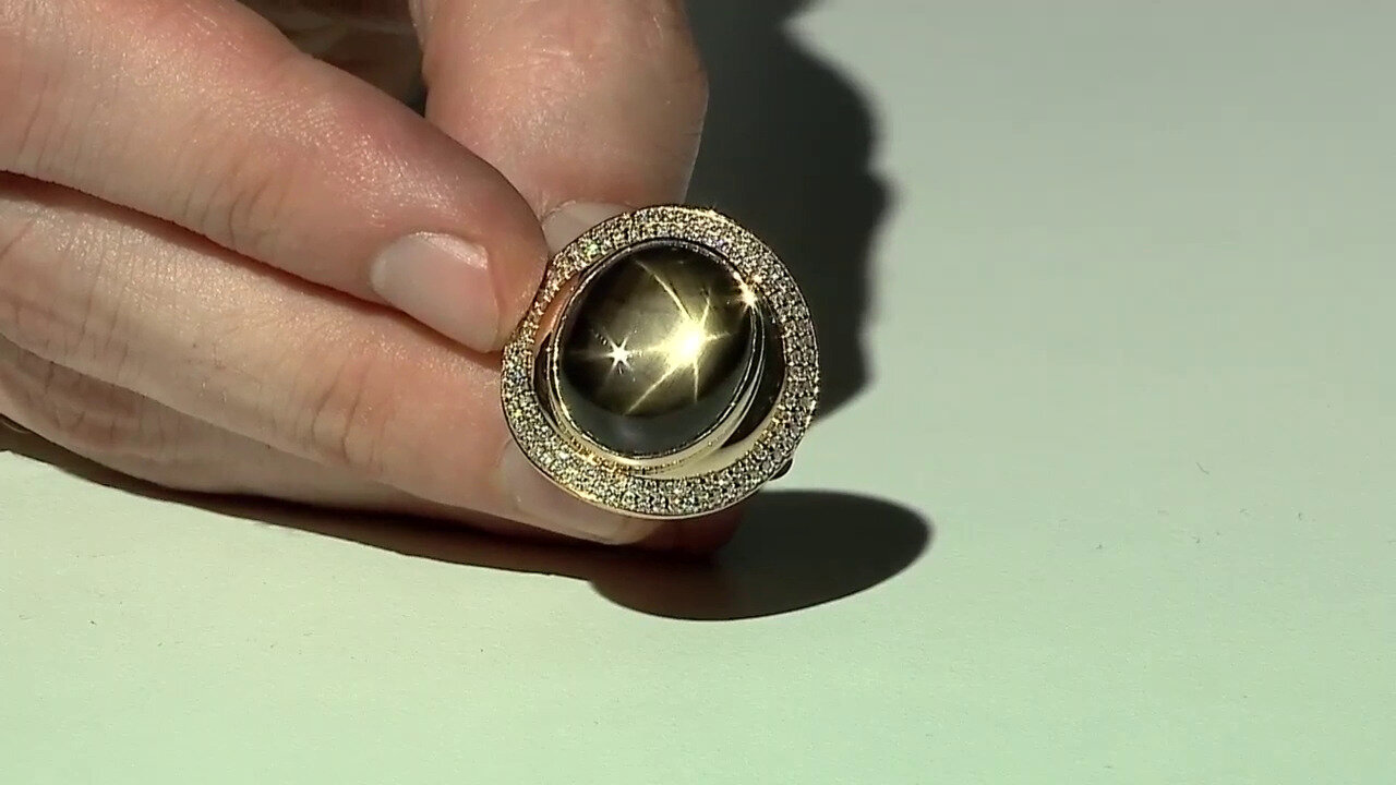 Video Bague en or et Saphir étoilé noir (de Melo)