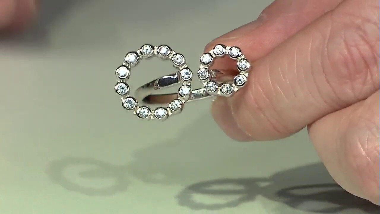 Video White Sapphire Silver Ring