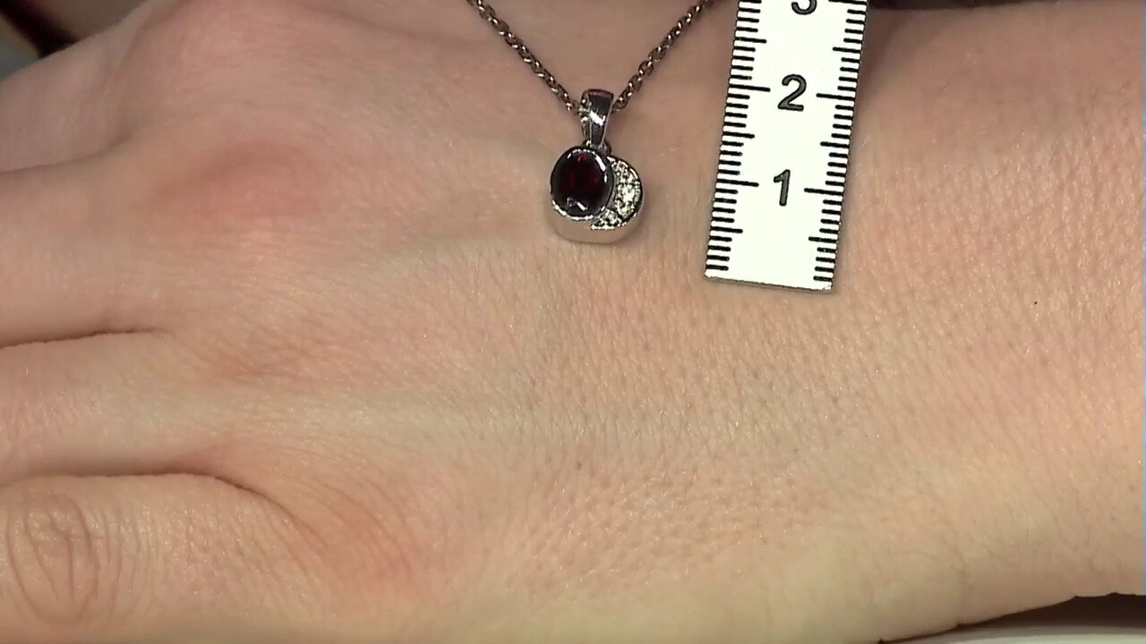 Video Raspberry Zircon Silver Pendant