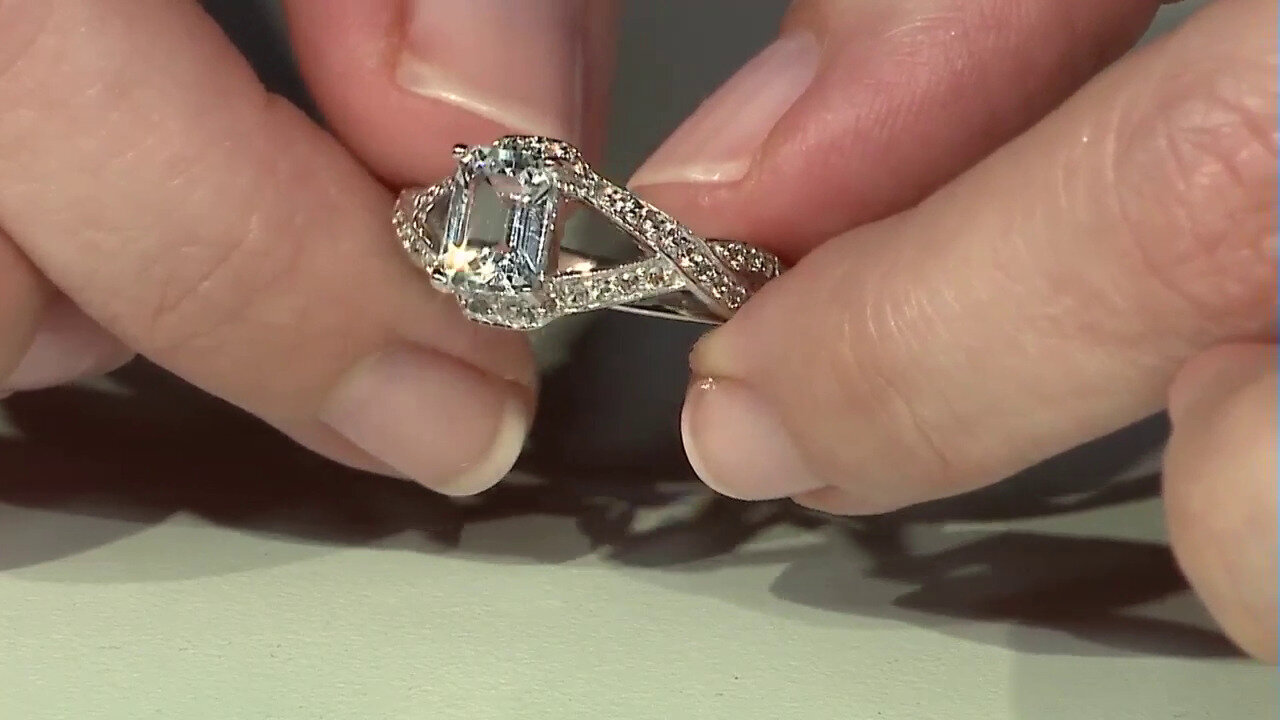 Video Zilveren ring met een gletsjer-topaas