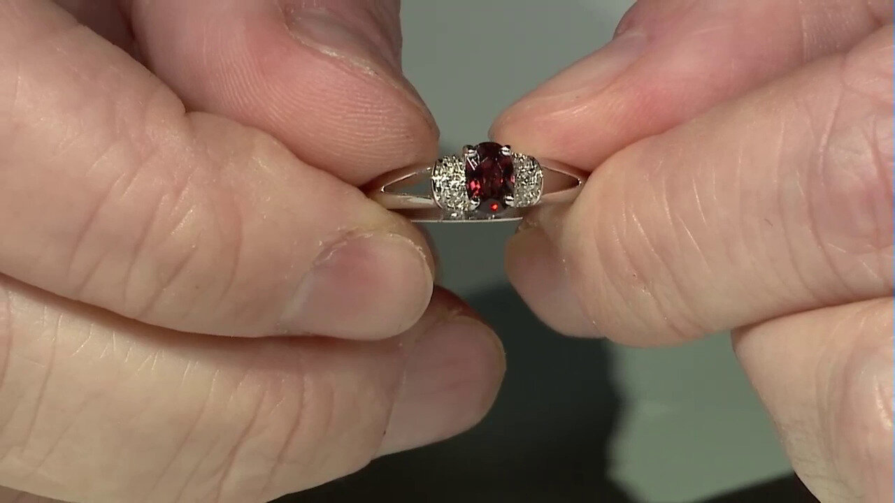 Video Zilveren ring met een oranje Mashewa zirkoon