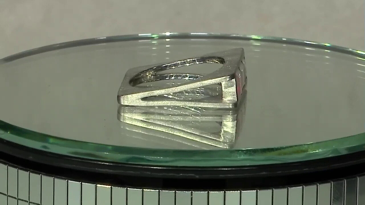 Video Zilveren ring met een Welo-opaal (MONOSONO COLLECTION)
