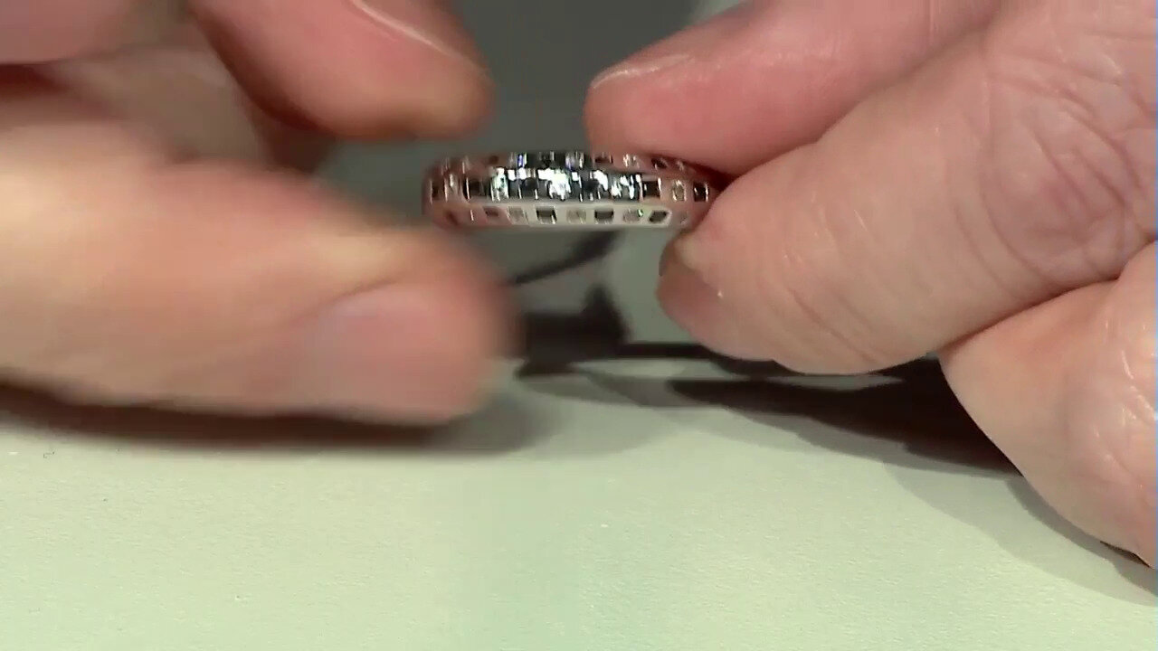 Video Zilveren ring met zwarte spinelstenen