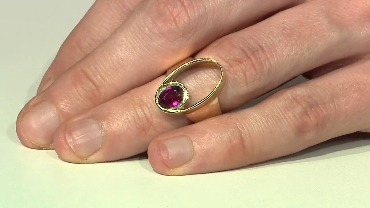 Video Bague en argent et Grenat magenta