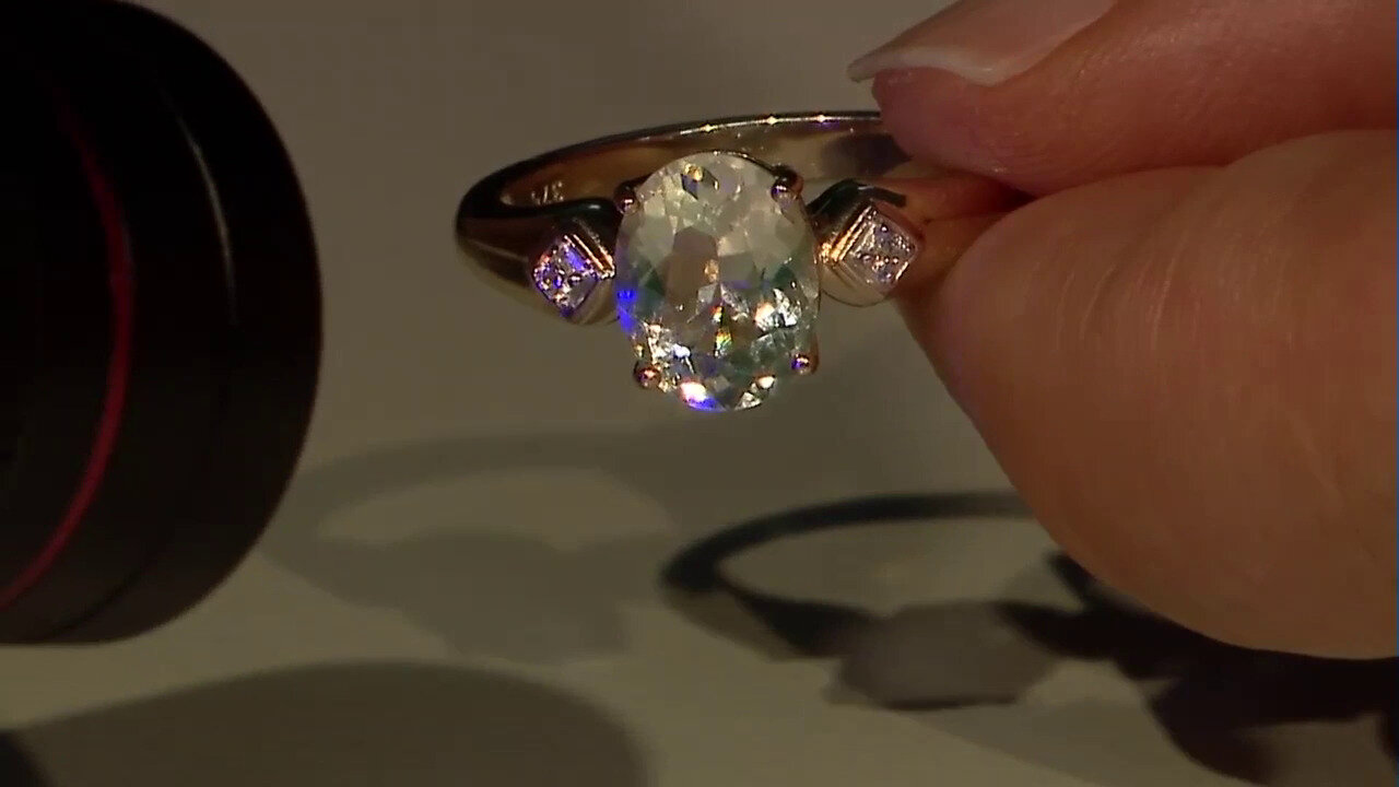 Video Anello in oro con Opale Ialite del Messico