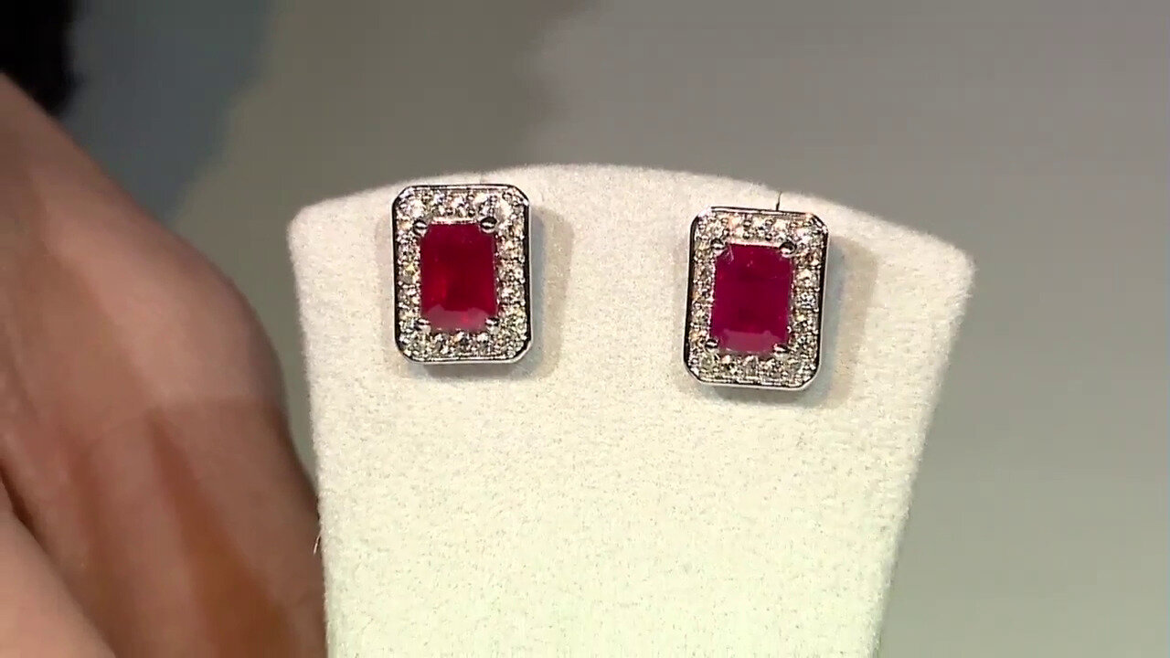 Video Bemainty Ruby Silver Earrings