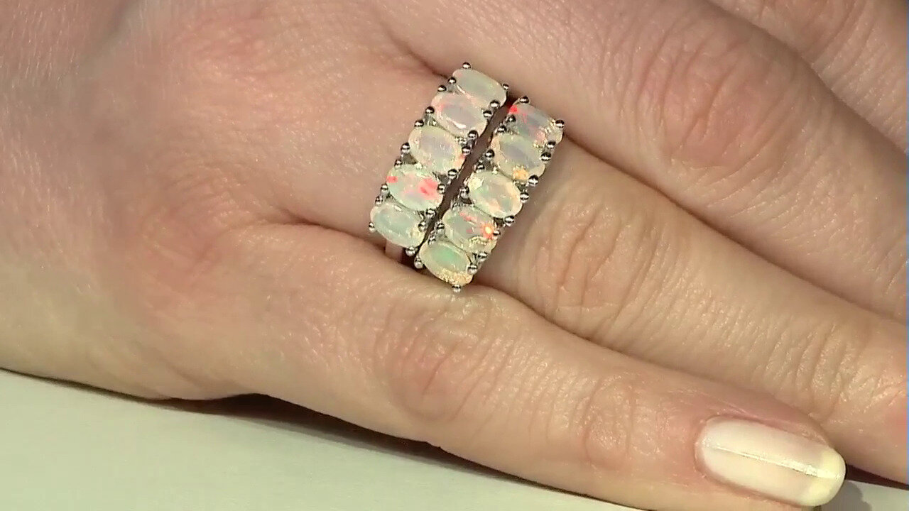 Video Zilveren ring met Welo-opalen
