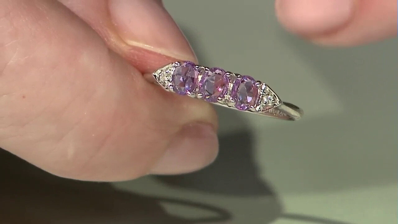 Video Unheated Ceylon Purple Sapphire Silver Ring