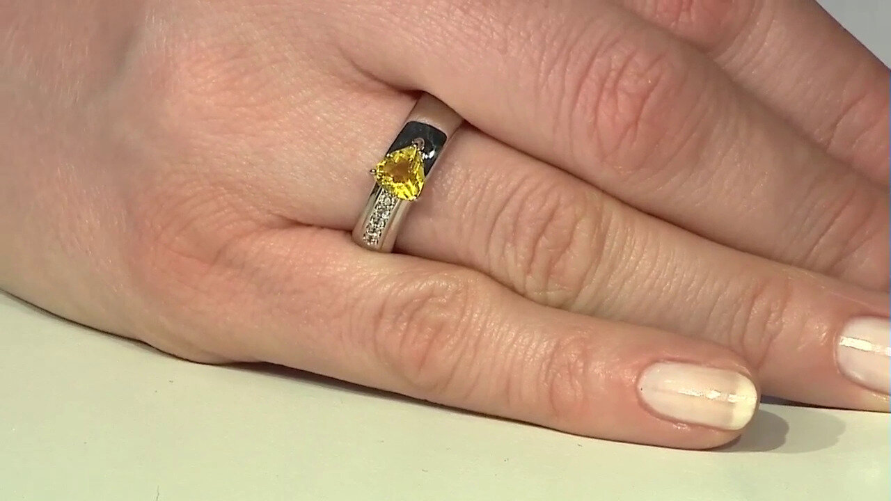 Video Zilveren ring met een Gele Fluoriet